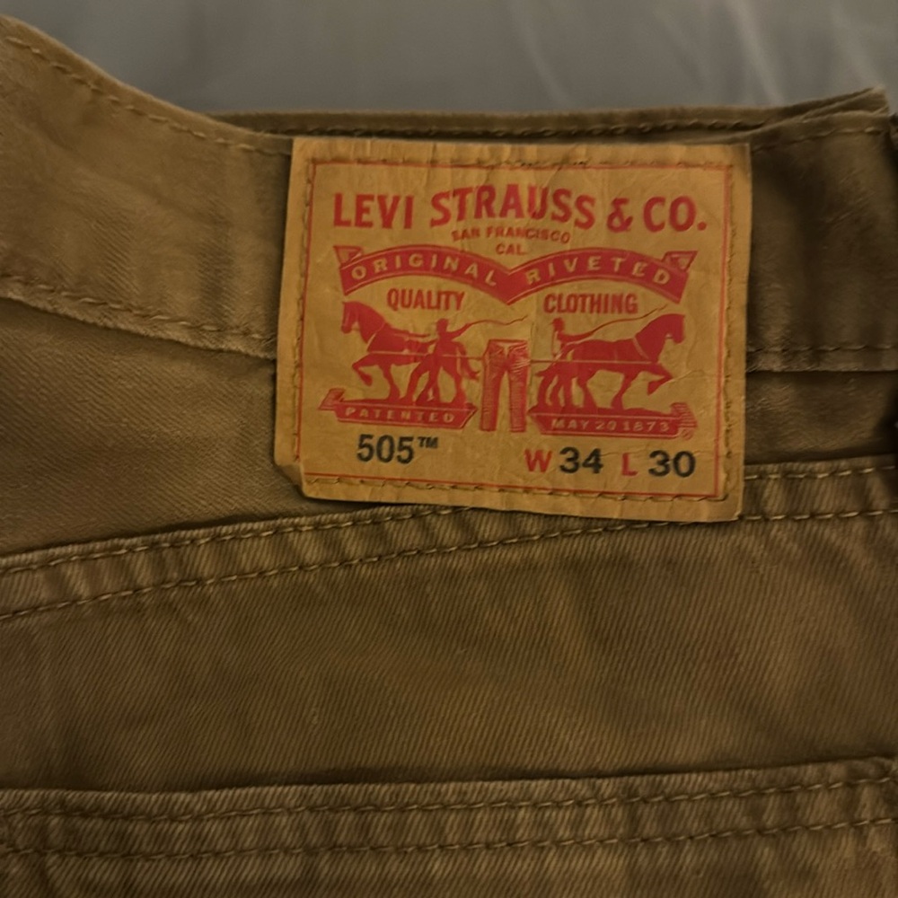 Levi’s 505 regular fit khaki denim